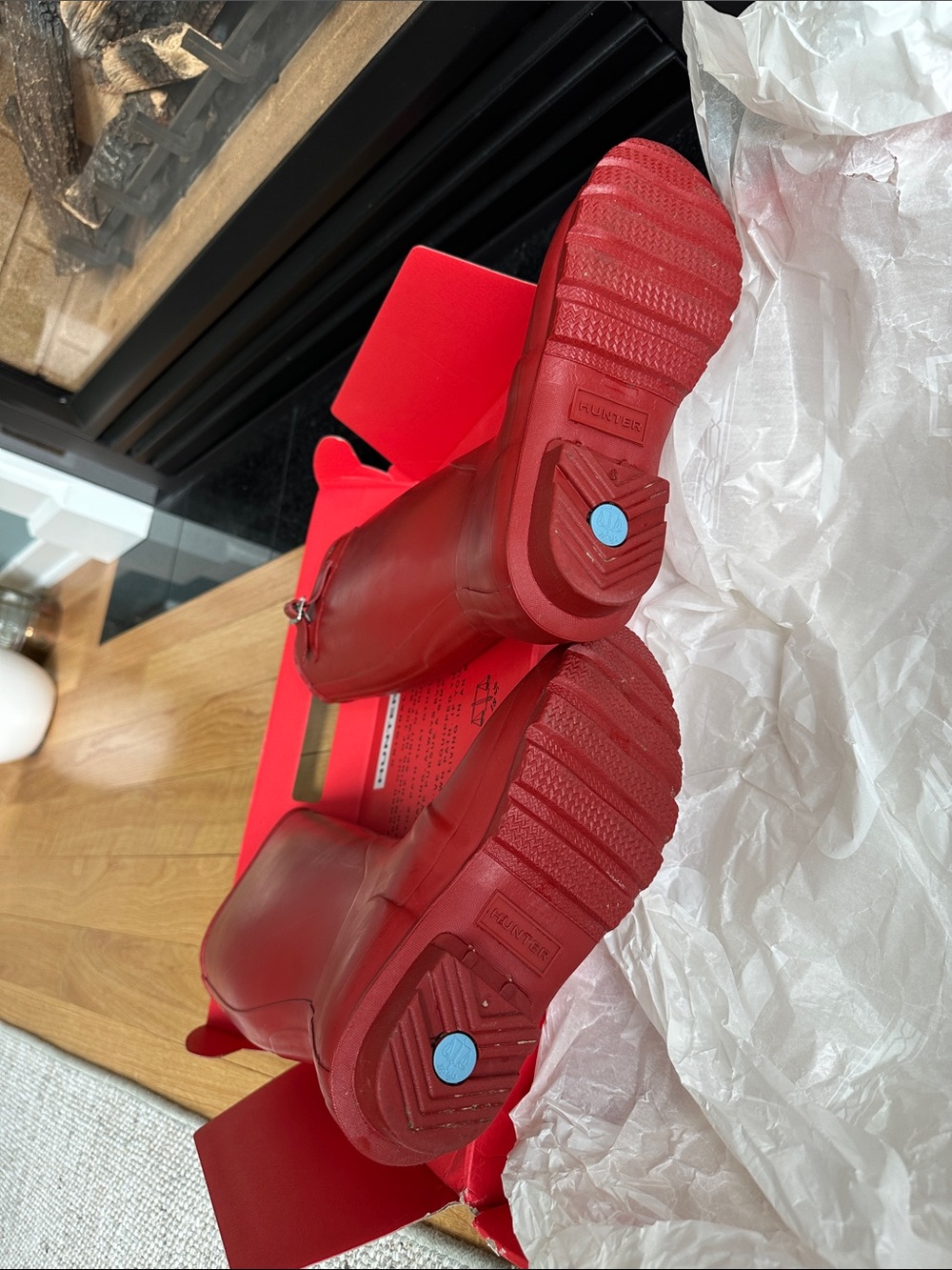 Hunter Original Tall Waterproof Rain Boots in Military Red Womens size 7 - Picture 3 of 9